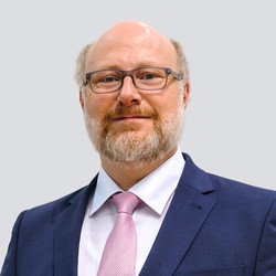 Dr. Hans-Peter Erfurt